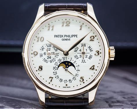 5326g patek philippe|Patek Philippe 5327 calendar.